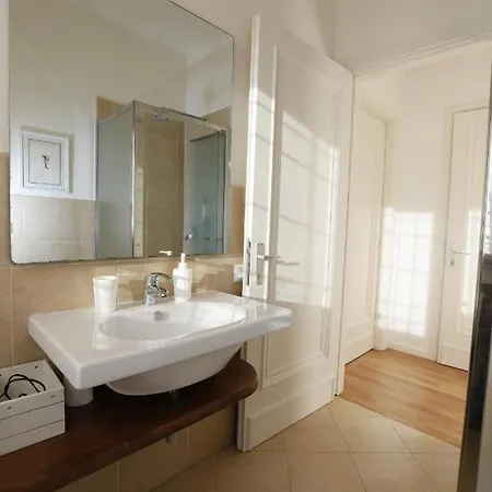 Pisacane61 Bed & Breakfast *