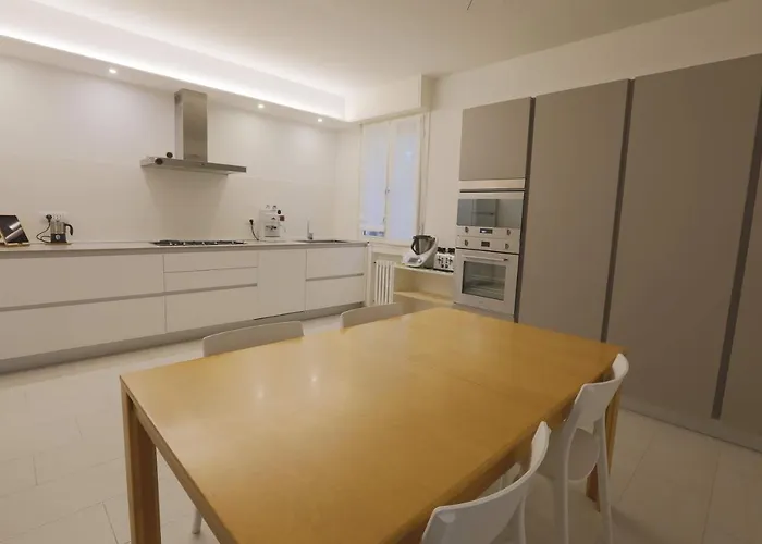 Pisacane61 Bed & Breakfast 4*